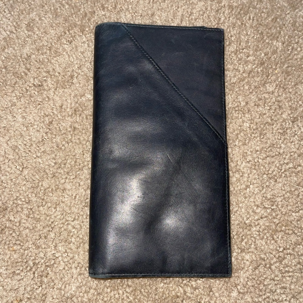 Used, In Good Condition Only The Middle Part Is D… - image 4